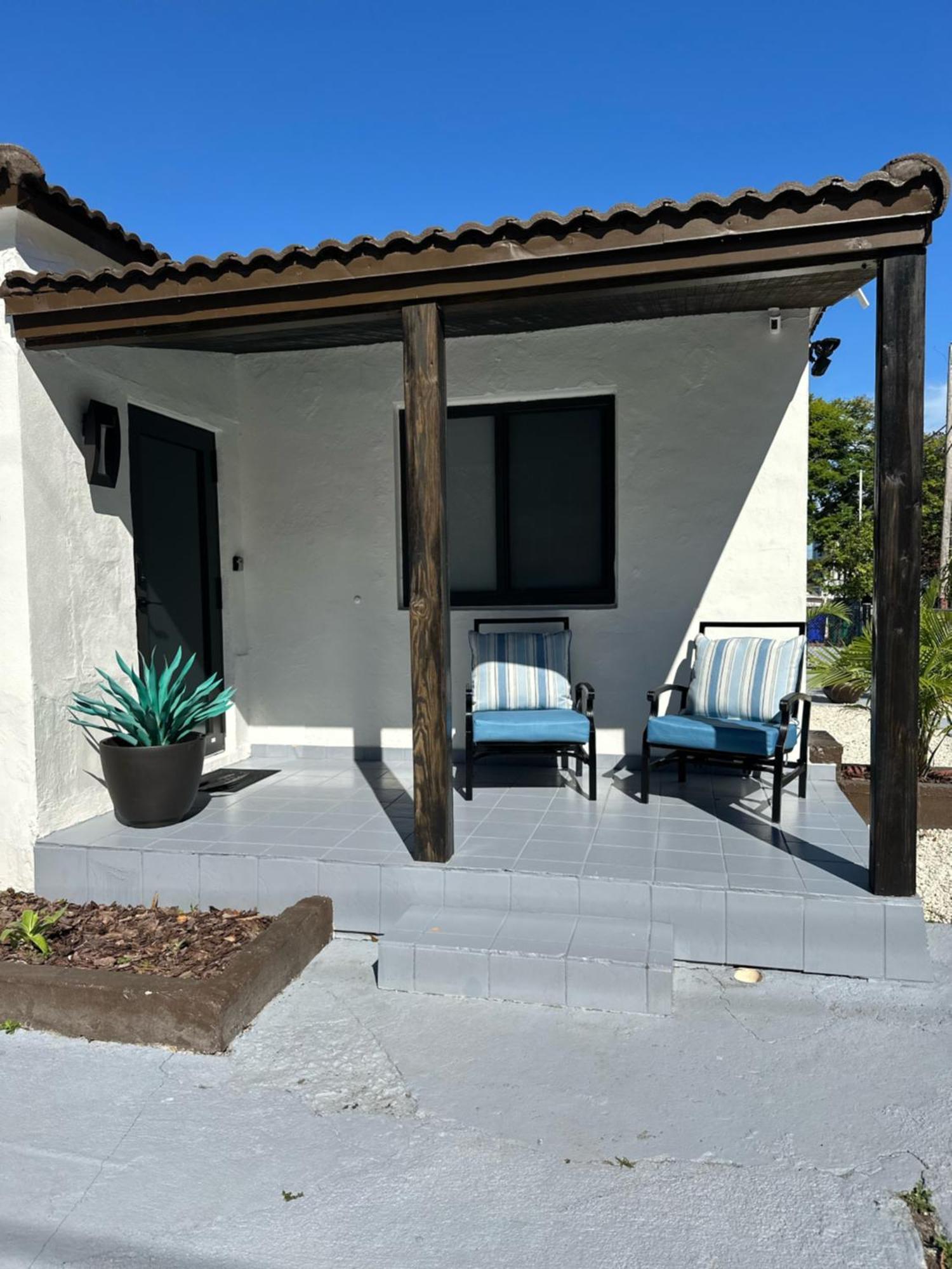 דירות Modern House In The Heart Of מיאמי מראה חיצוני תמונה